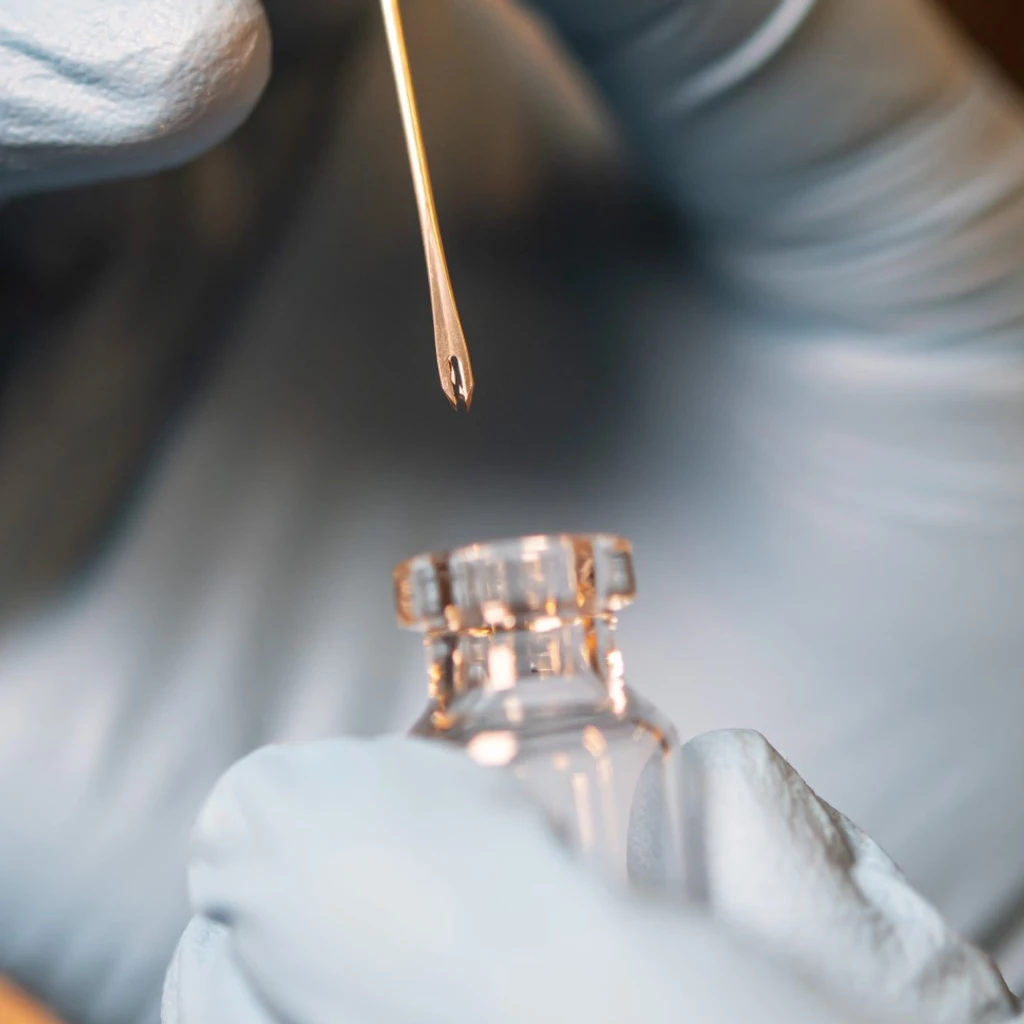 Lc16m8 Bifurcated needle