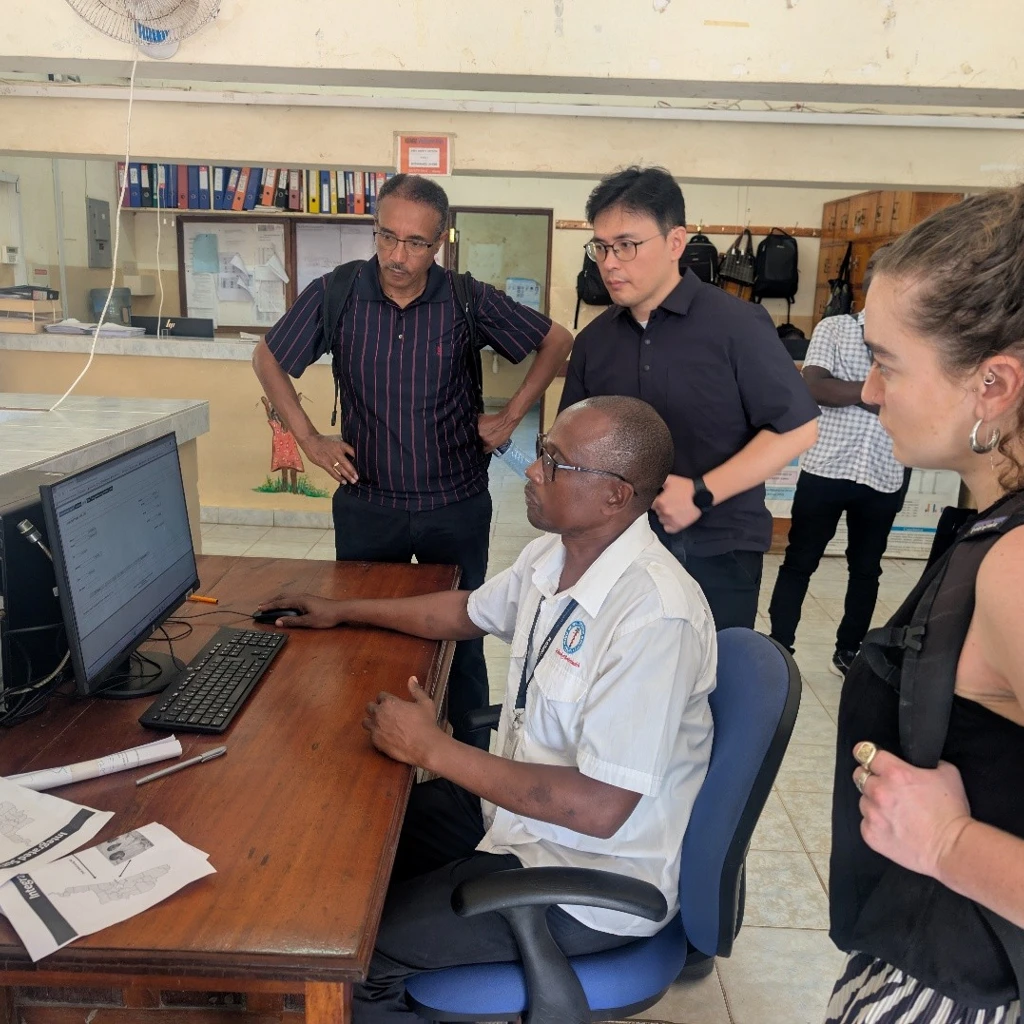 Caption: The ACHIEVE Team introduce CEPI to their work.