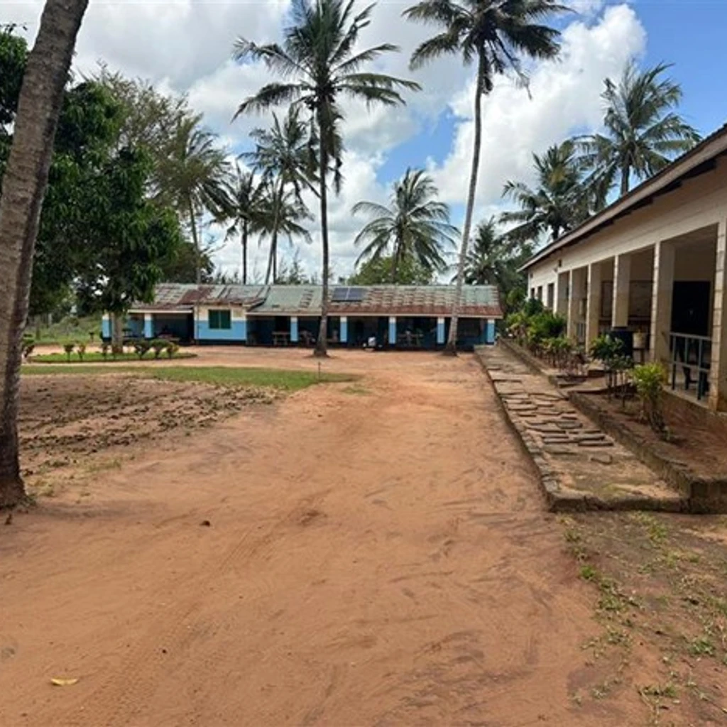 Caption: Planned Chikungunya disease tracking sites in Kenya