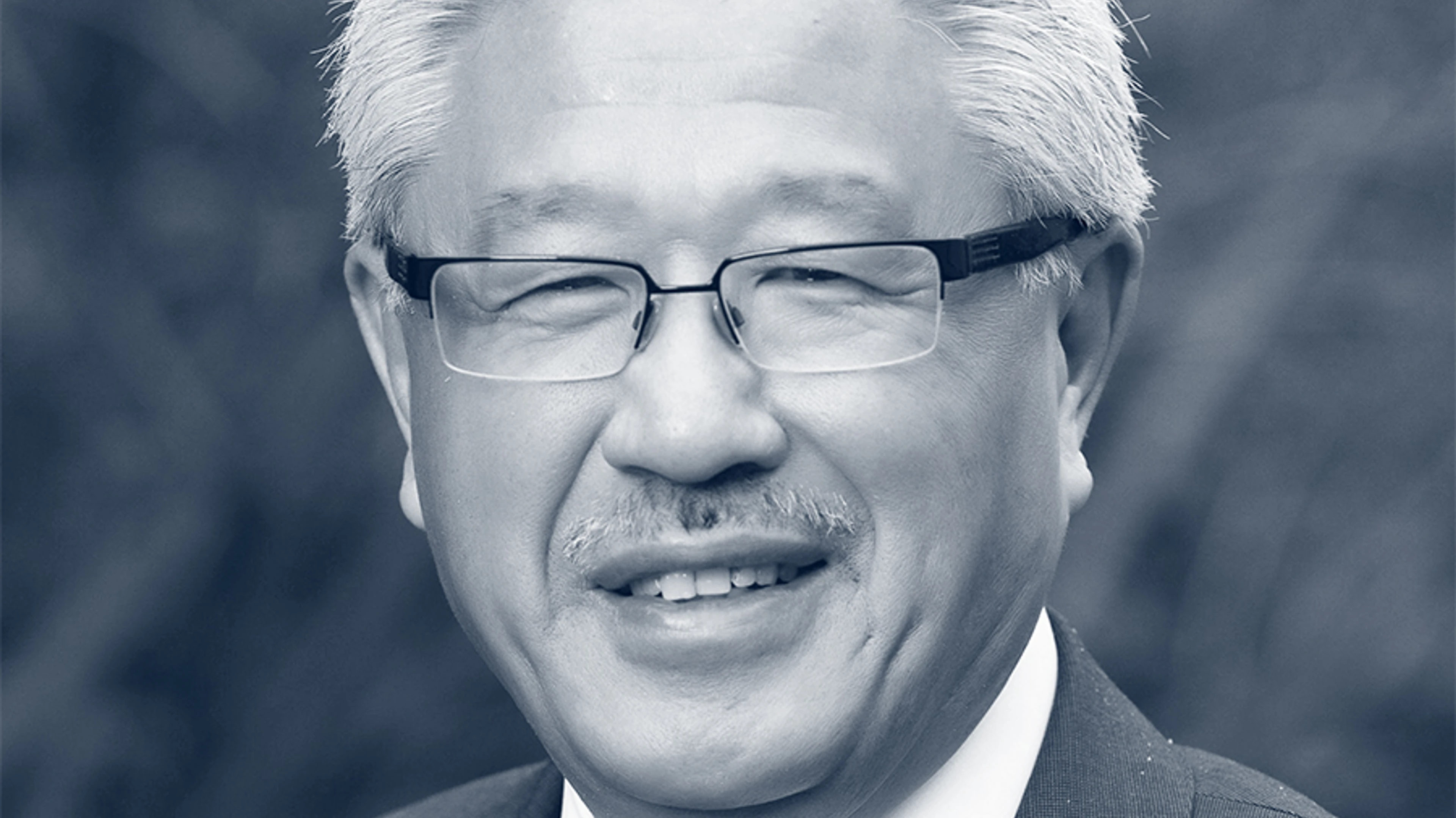 headshot of Victor Dzau